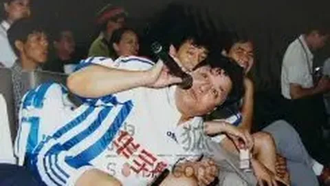 罗纳尔多狱中首照曝光 笑容依旧迷人